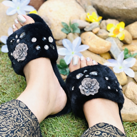 CRYSTALS Black
