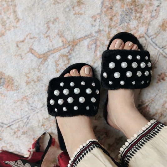 PEARLIES Black