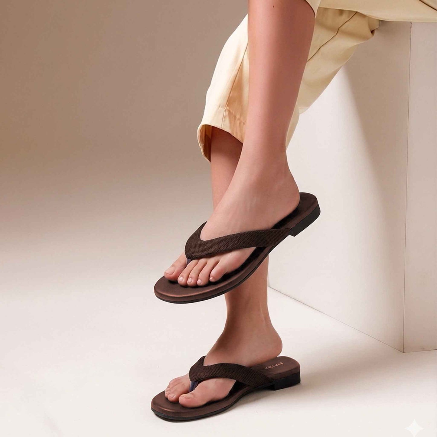 WEBWEAR Brown